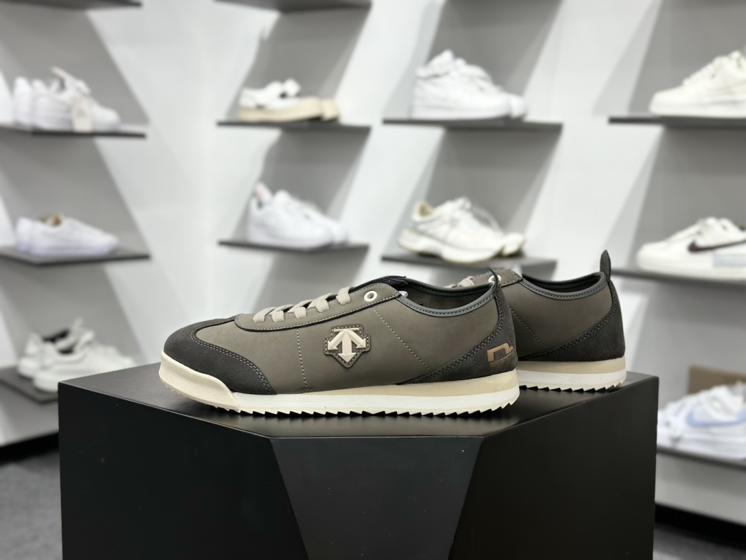 180 DESCENTE CHRON LTR 迪桑特皮面系带舒适百搭防滑耐磨低帮生活休闲鞋