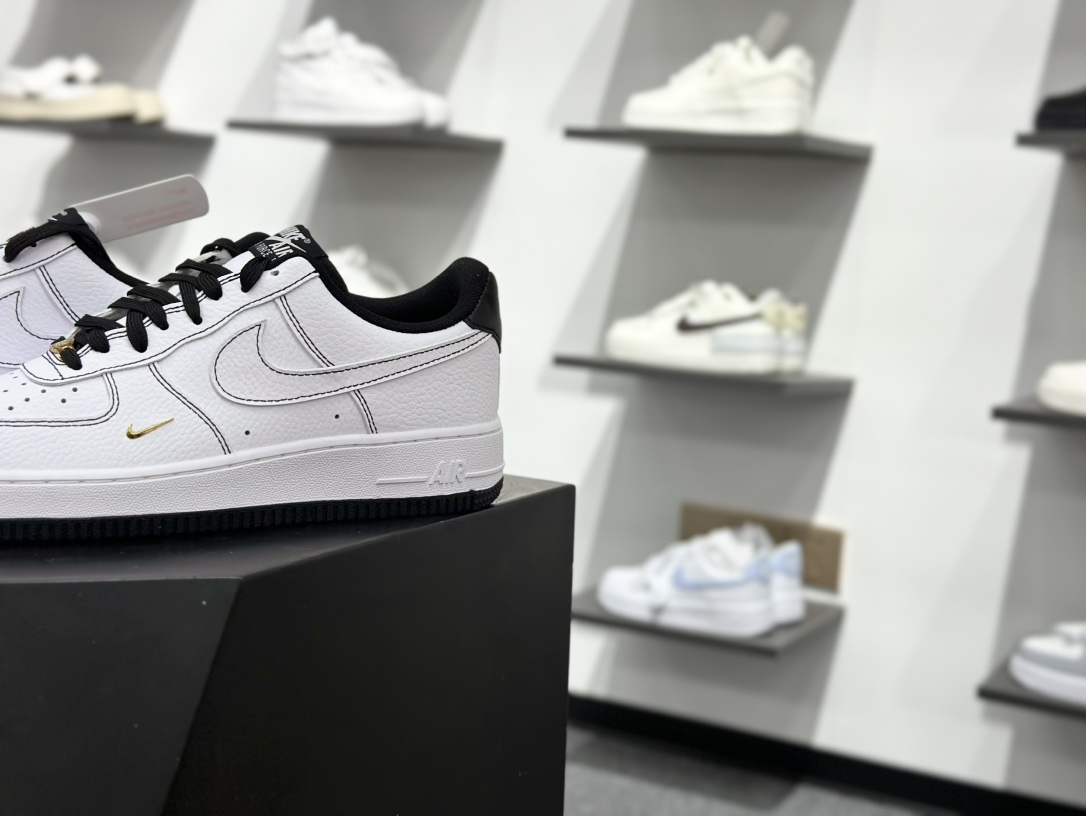 200 Nike Air Force 1 Low 07 白黑小勾 IB6543-101