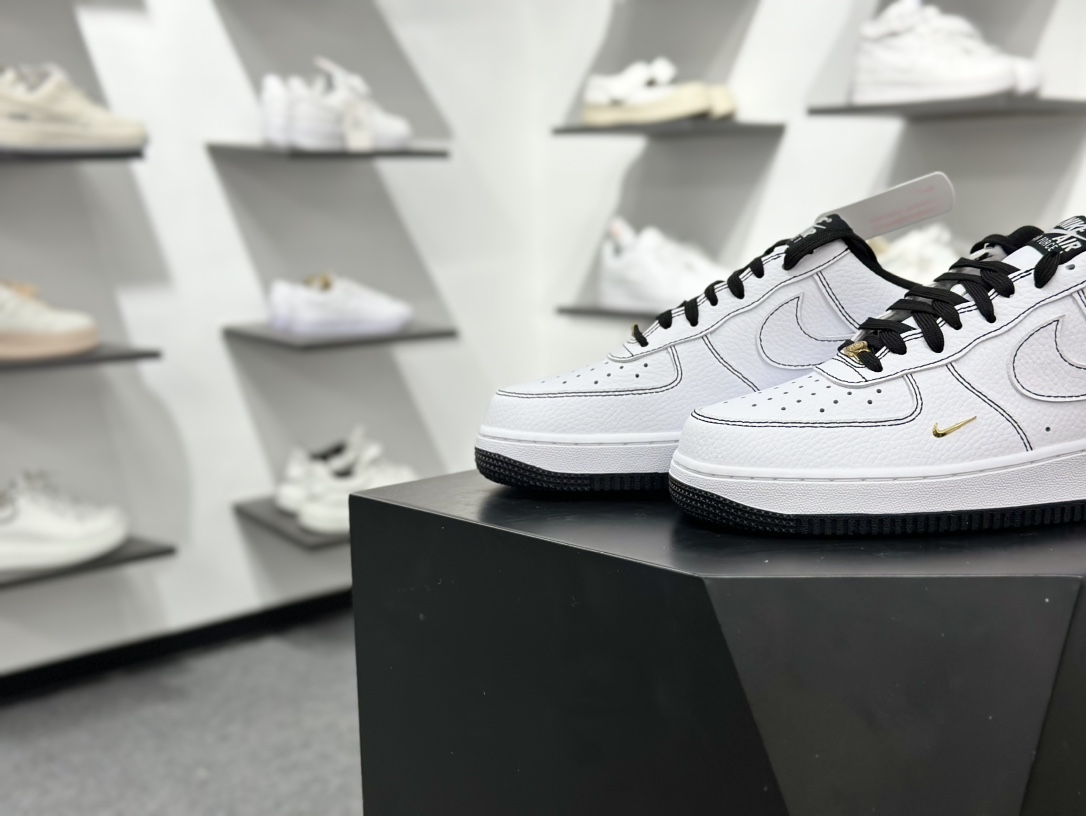 200 Nike Air Force 1 Low 07 白黑小勾 IB6543-101