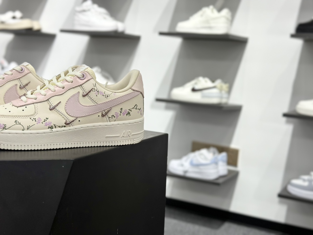260 Nike Air Force 1 Low 浅粉樱花 FV8110-182