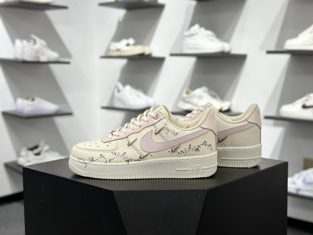260 Nike Air Force 1 Low 浅粉樱花 FV8110-182