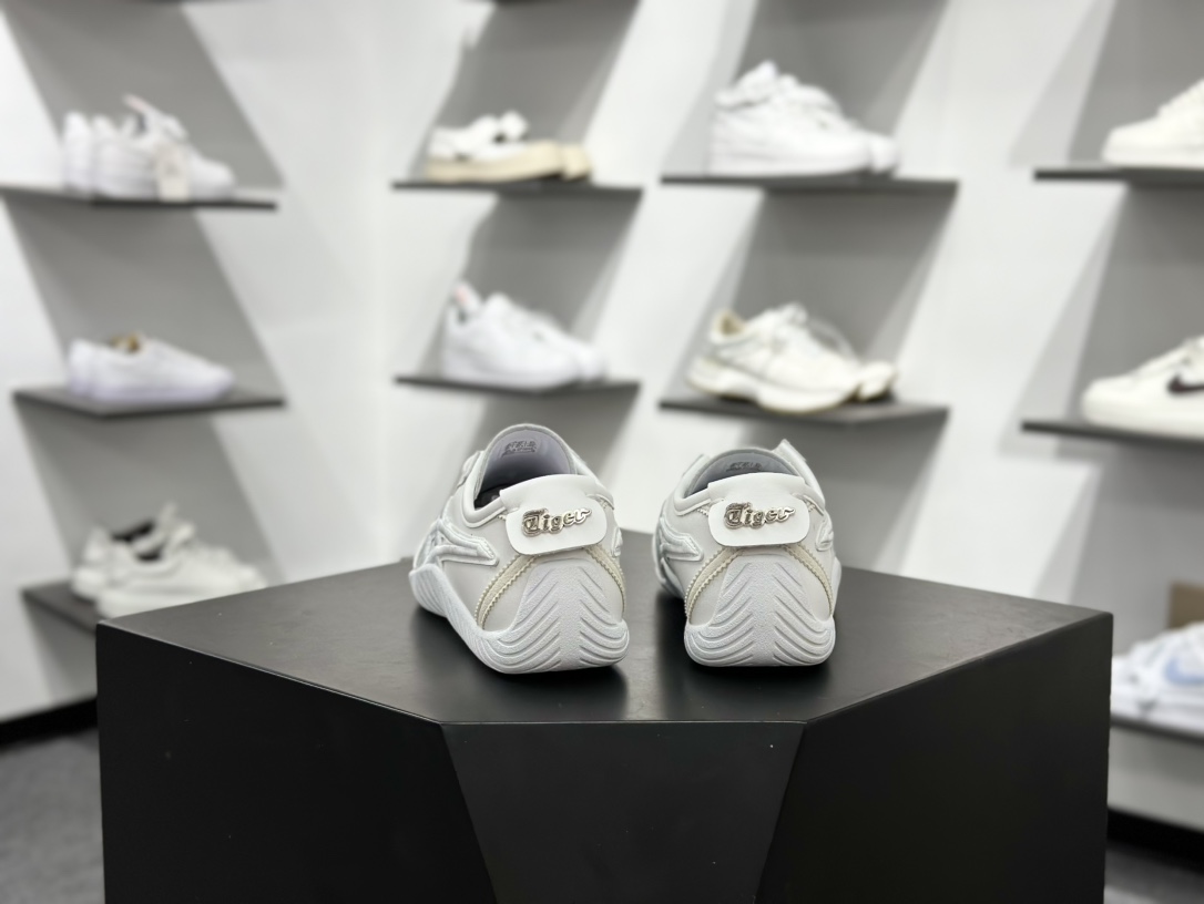 160 鬼塚虎/Onitsuka Tiger 1183C306-100 Onitsuka Tiger Mexico 66 Driving 墨西哥66驾驶系列低帮薄底慢跑鞋“皮革全白” 1183C306-100