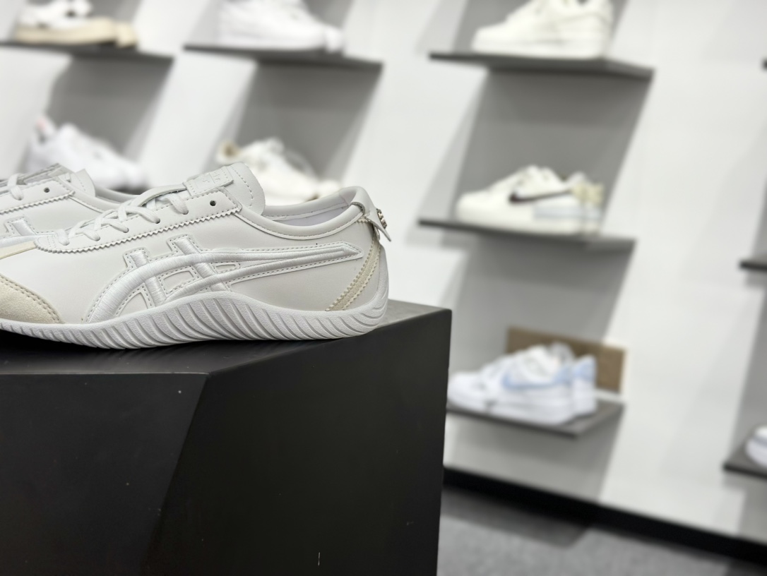 160 鬼塚虎/Onitsuka Tiger 1183C306-100 Onitsuka Tiger Mexico 66 Driving 墨西哥66驾驶系列低帮薄底慢跑鞋“皮革全白” 1183C306-100