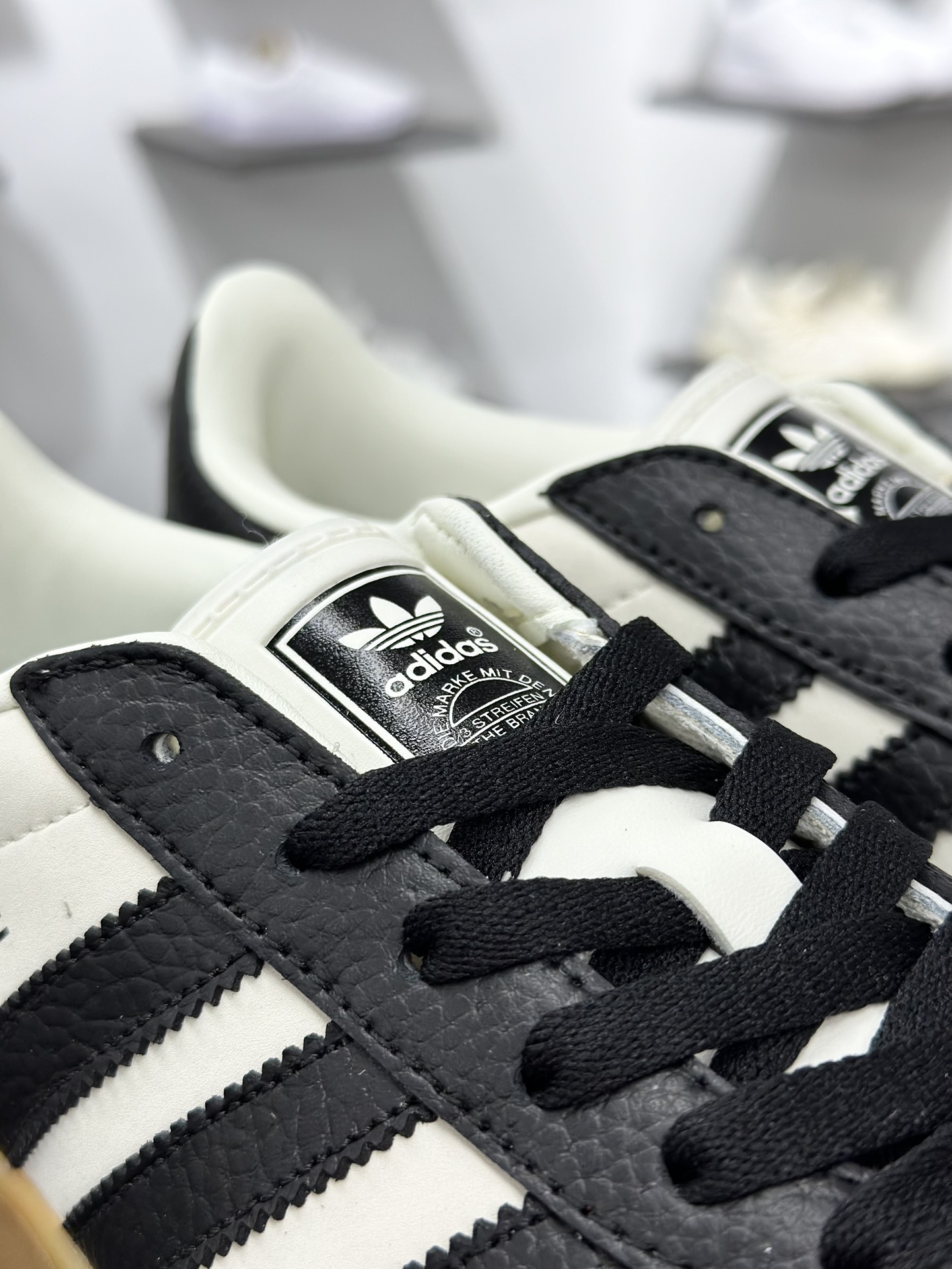 220 Adidas Samba OG DIY联名 复古桑巴板鞋 SC9207-722-Chinese UA Cheap High Quatity Brand Clothes Bags handbags Sneakers wholesale wholesaler seller from China Factory suppliers Fashion Clothing Shoes best Quality Beautiful Price 220 Adidas Samba OG DIY联名 复古桑巴板鞋 SC9207-722