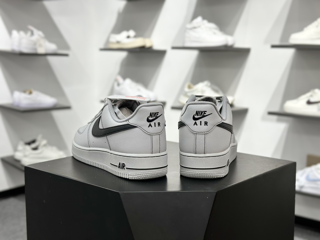 200 Air Force 1 '07 Low 灰黑色 HQ2037-004