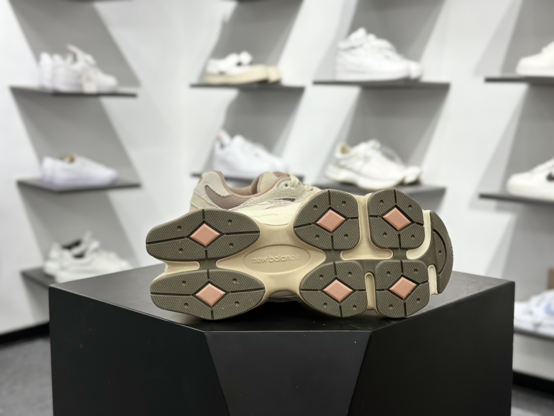 240 New Balance NB9060系列 复古休闲运动慢跑鞋 U9060CWF