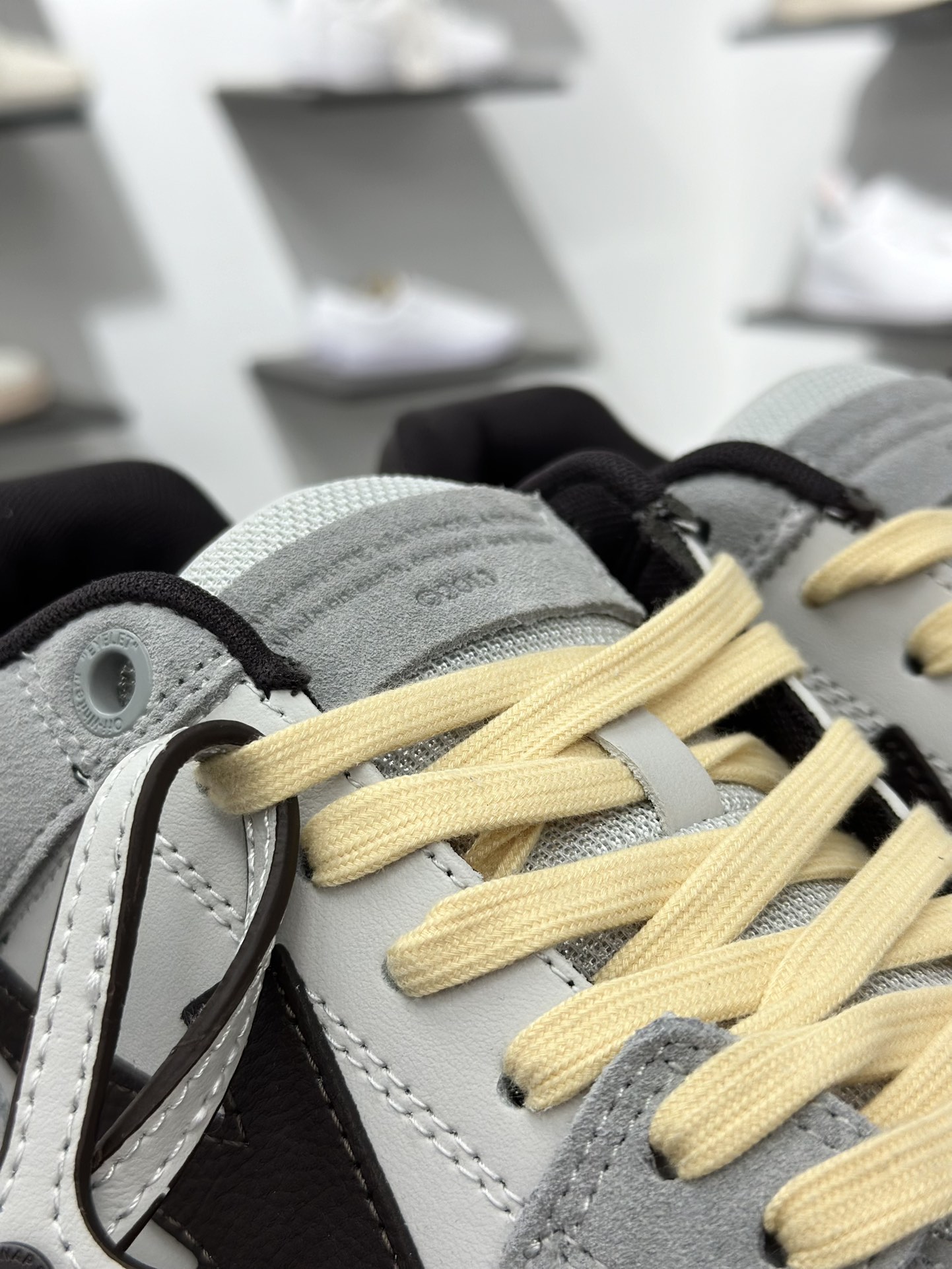 360 Off-White c/o Virgil Abloh Out Of Office Low-top Leather Sneakers”OOO”系列低帮复古百搭休闲运动板鞋 OMIA189S24LEA011-Chinese UA Cheap High Quatity Brand Clothes Bags handbags Sneakers wholesale wholesaler seller from China Factory suppliers Fashion Clothing Shoes best Quality Beautiful Price 360 Off-White c/o Virgil Abloh Out Of Office Low-top Leather Sneakers”OOO”系列低帮复古百搭休闲运动板鞋 OMIA189S24LEA011