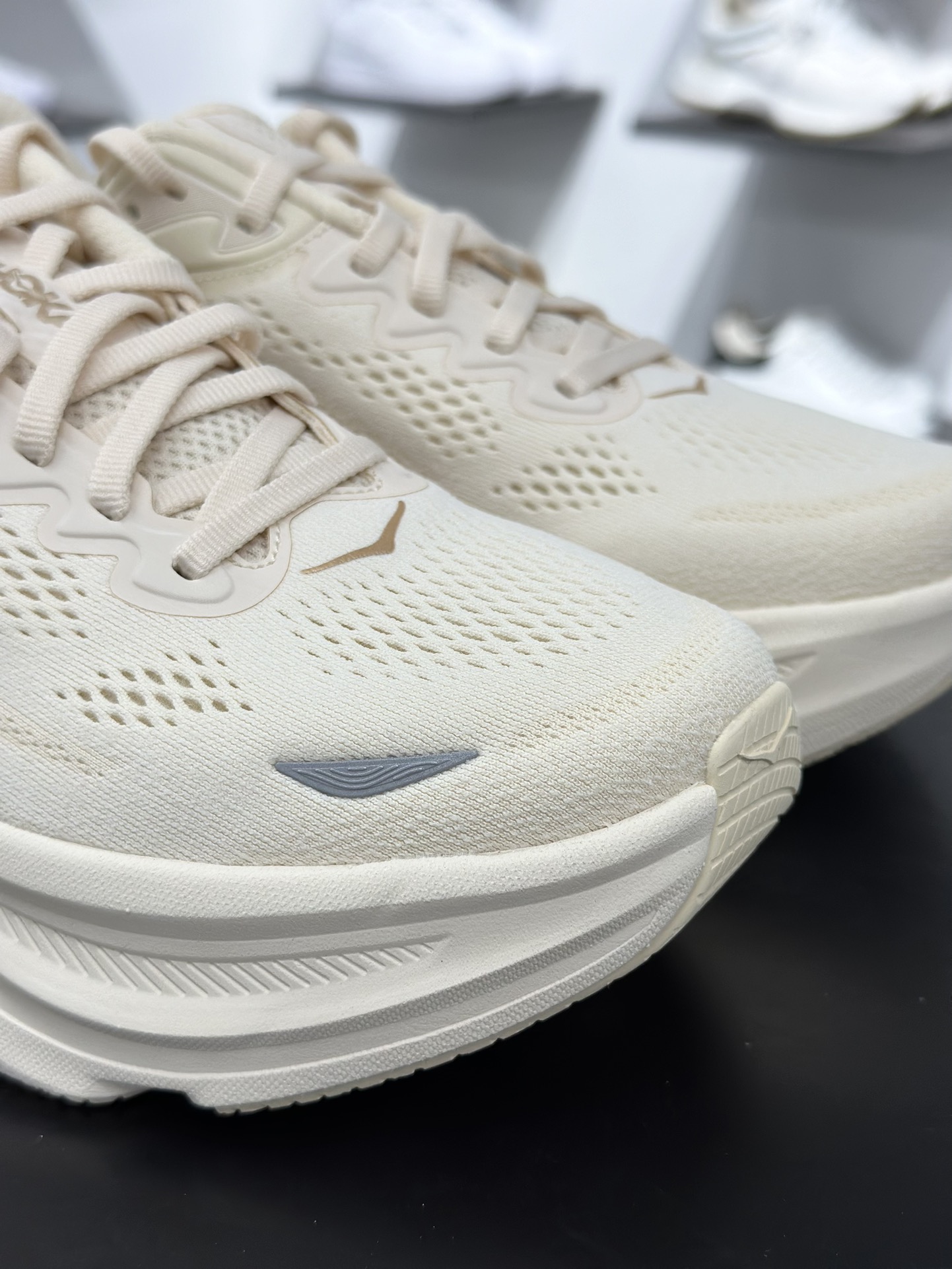 200 HOKA ONE ONE Bondi 9 舒适防滑耐磨低帮休闲跑步鞋 1162011/OLTM-Chinese UA Cheap High Quatity Brand Clothes Bags handbags Sneakers wholesale wholesaler seller from China Factory suppliers Fashion Clothing Shoes best Quality Beautiful Price 200 HOKA ONE ONE Bondi 9 舒适防滑耐磨低帮休闲跑步鞋 1162011/OLTM