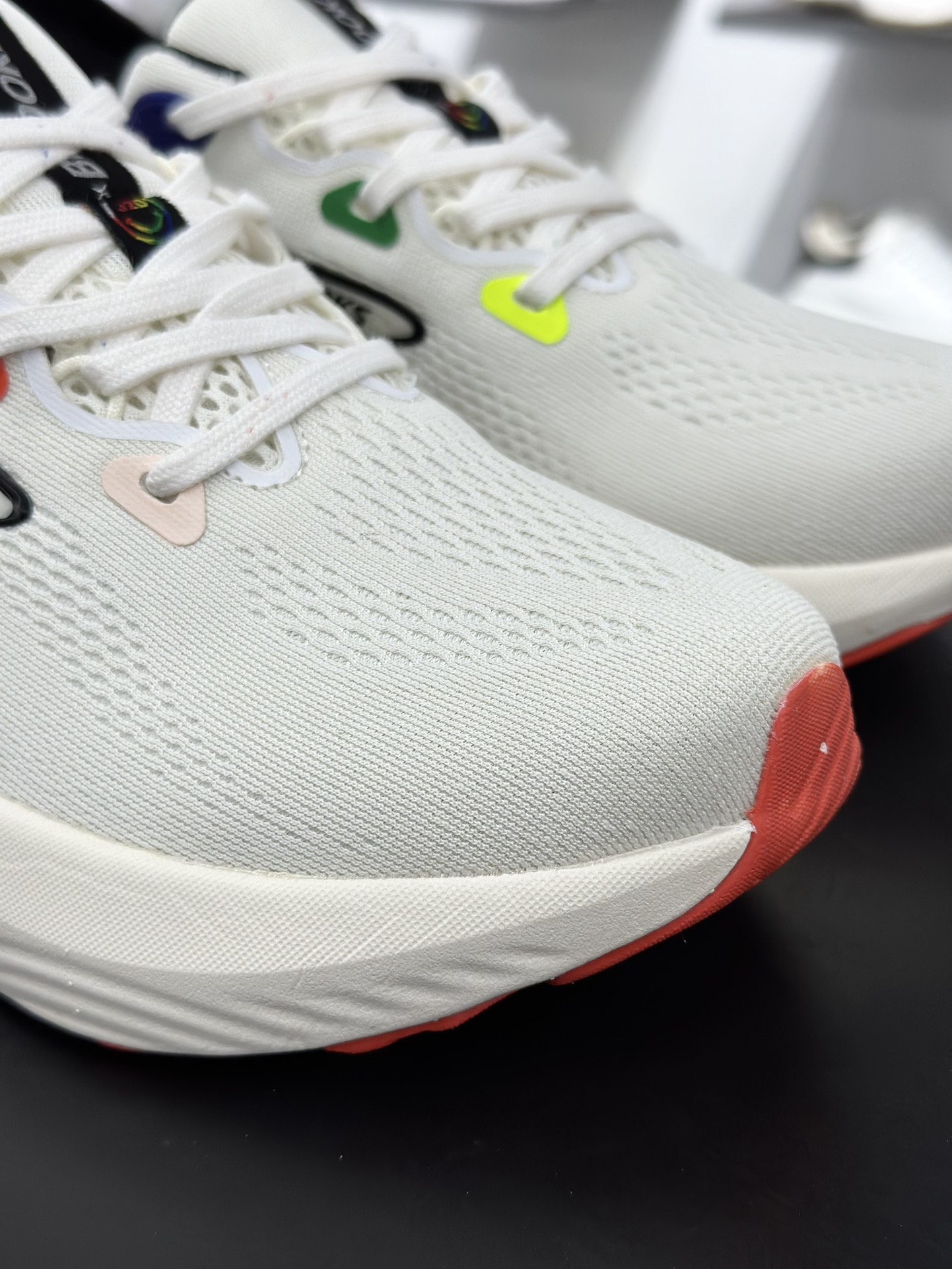 200 Brooks布鲁克斯Glycerin甘油22跑鞋男子缓震马拉松氮气慢跑鞋 110445 1D 185-Chinese UA Cheap High Quatity Brand Clothes Bags handbags Sneakers wholesale wholesaler seller from China Factory suppliers Fashion Clothing Shoes best Quality Beautiful Price 200 Brooks布鲁克斯Glycerin甘油22跑鞋男子缓震马拉松氮气慢跑鞋 110445 1D 185