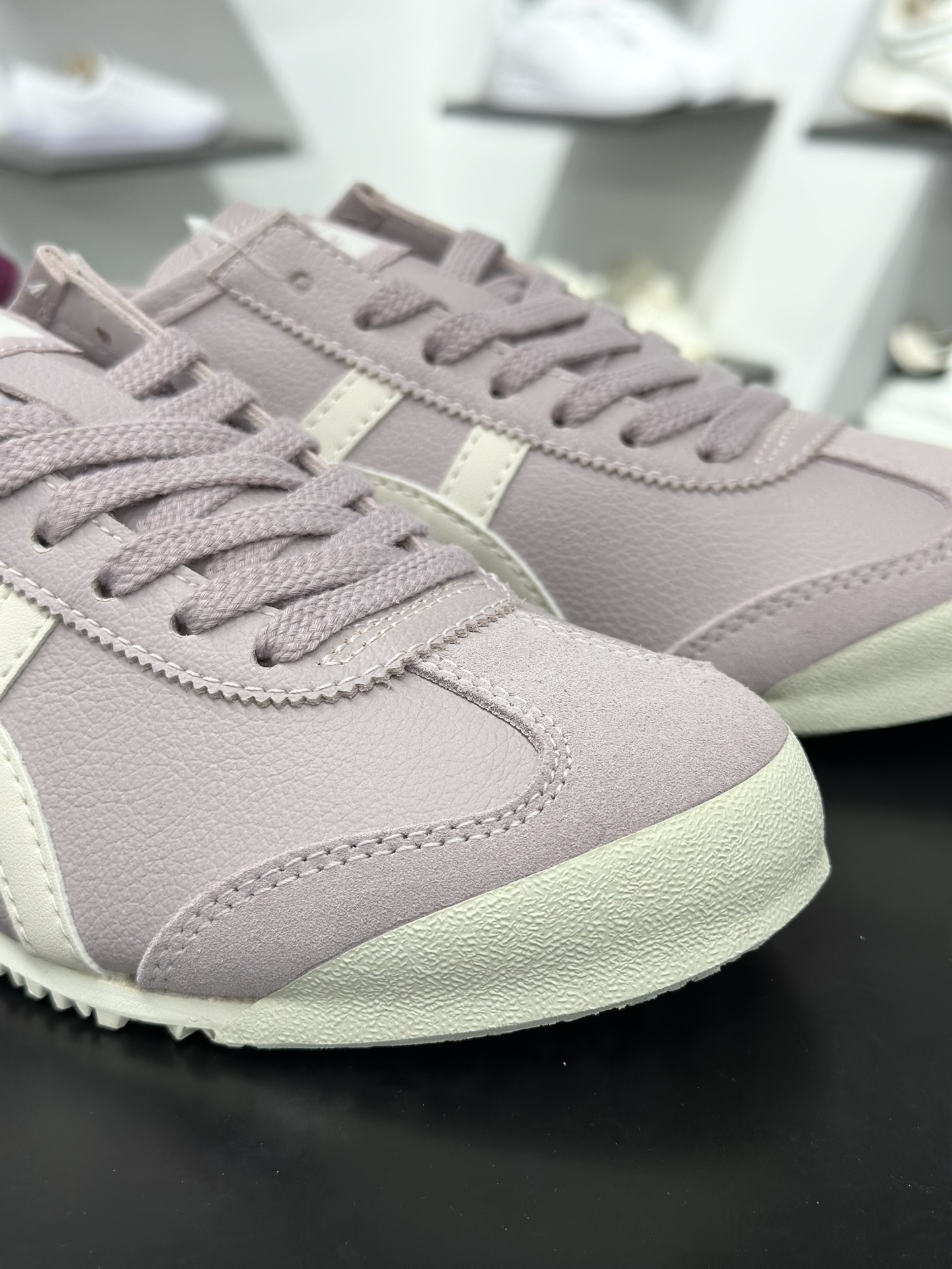 140 Asics鬼冢虎 MEXICO 66 做工精赞 1183B771-703-Chinese UA Cheap High Quatity Brand Clothes Bags handbags Sneakers wholesale wholesaler seller from China Factory suppliers Fashion Clothing Shoes best Quality Beautiful Price 140 Asics鬼冢虎 MEXICO 66 做工精赞 1183B771-703