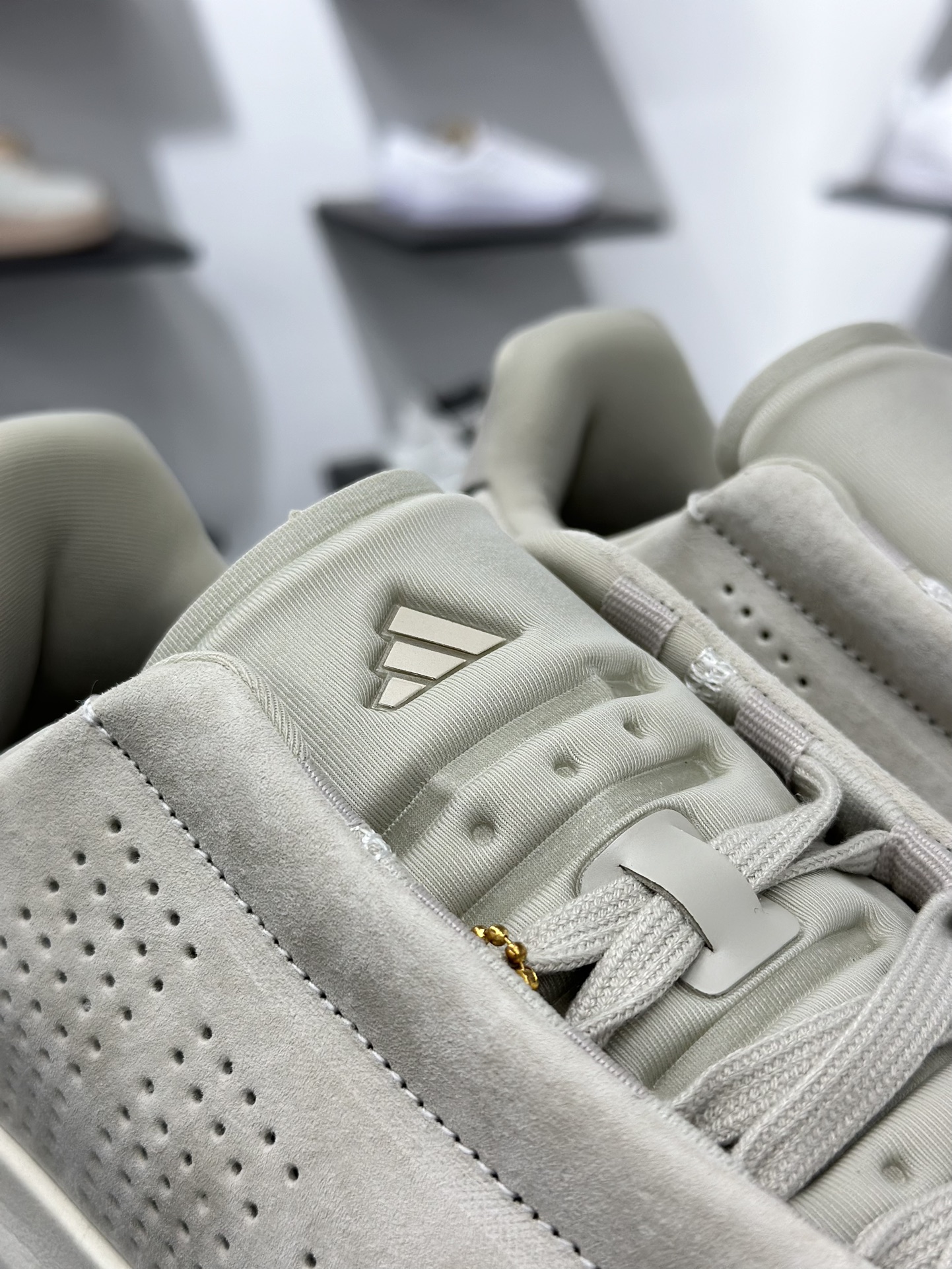 200 AD Labcourt 百搭休闲轻松舒适耐磨透气低帮板鞋 JQ2300-Chinese UA Cheap High Quatity Brand Clothes Bags handbags Sneakers wholesale wholesaler seller from China Factory suppliers Fashion Clothing Shoes best Quality Beautiful Price 200 AD Labcourt 百搭休闲轻松舒适耐磨透气低帮板鞋 JQ2300