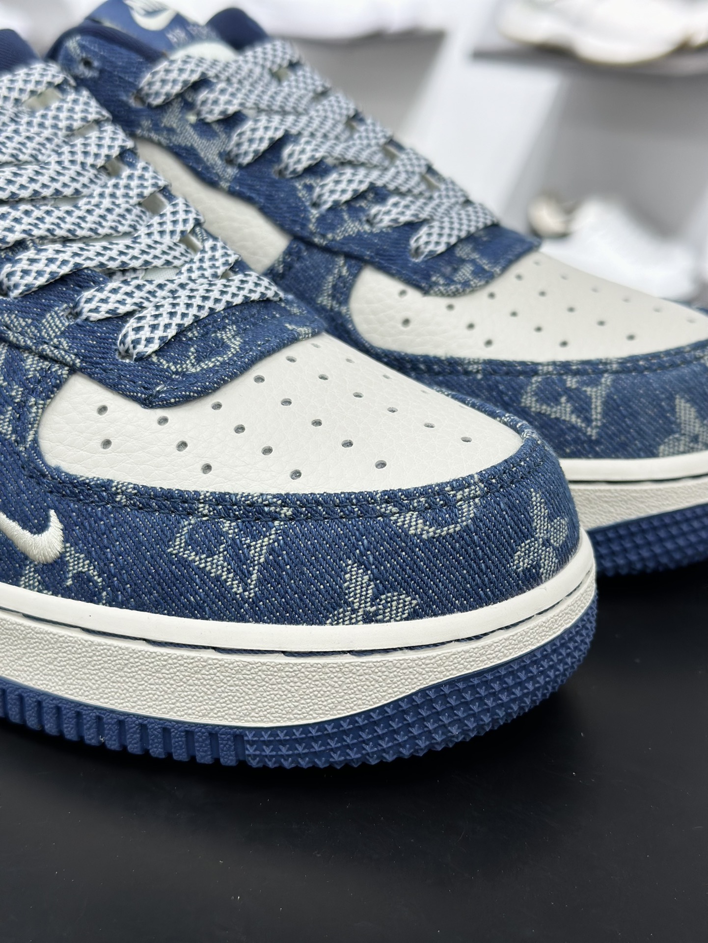 260 Nike Air Force 1 Low LV联名 ZD1988-001