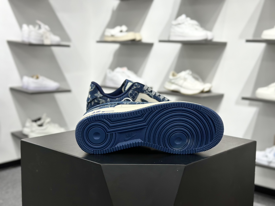 260 Nike Air Force 1 Low LV联名 ZD1988-001