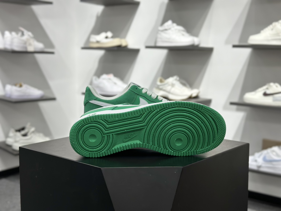 Air Force 1 '07 Low 绿色 IB6388-300-莆田鞋,莆田鞋货源,高仿鞋,高仿鞋货源,安福档口,莆田高仿鞋,莆田鞋批发,高仿鞋批发,莆田高仿运动鞋,高仿运动鞋,莆田运动鞋 Air Force 1 '07 Low 绿色 IB6388-300