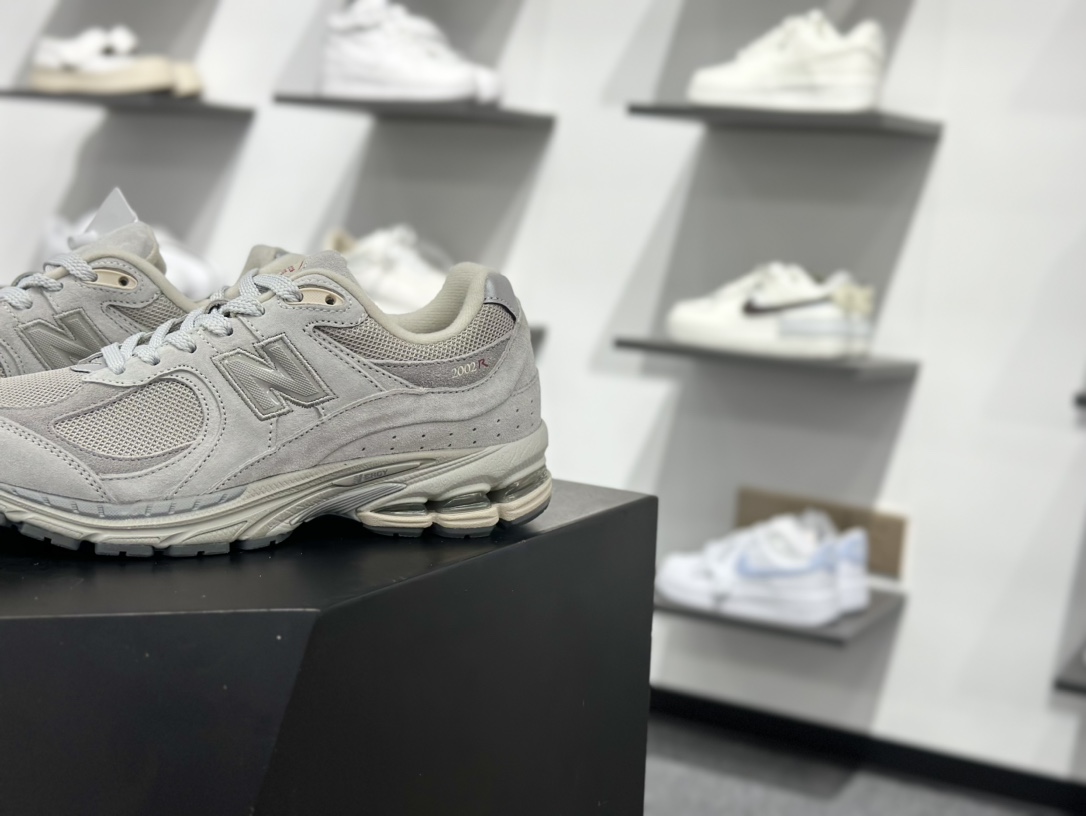 200 New Balance 2002 复古单品 管是搭配牛仔裤还工裤都是百搭 U2002REE-Chinese UA Cheap High Quatity Brand Clothes Bags handbags Sneakers wholesale wholesaler seller from China Factory suppliers Fashion Clothing Shoes best Quality Beautiful Price 200 New Balance 2002 复古单品 管是搭配牛仔裤还工裤都是百搭 U2002REE