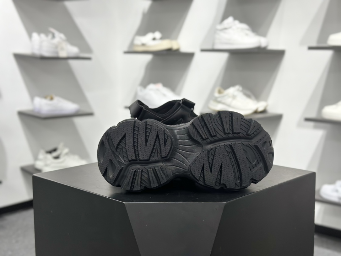 180 New York Yankees x MLB Winner Chunky Mask优胜者系列玛丽珍风厚底老爹风魔术贴镂空休闲运动慢凉鞋 3ASDW0153-Chinese UA Cheap High Quatity Brand Clothes Bags handbags Sneakers wholesale wholesaler seller from China Factory suppliers Fashion Clothing Shoes best Quality Beautiful Price 180 New York Yankees x MLB Winner Chunky Mask优胜者系列玛丽珍风厚底老爹风魔术贴镂空休闲运动慢凉鞋 3ASDW0153