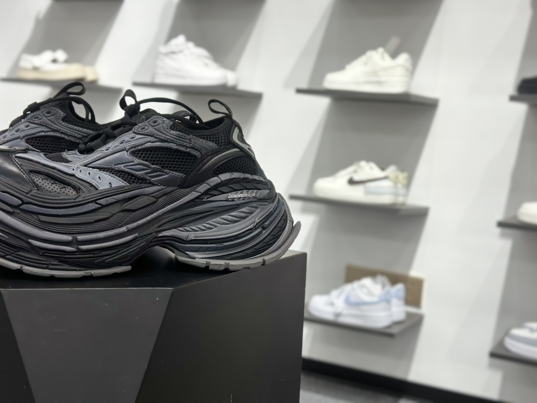 420 Balenciaga巴黎世家 Platform 厚底系带 老爹鞋 17代黑白红 灰红 821137 WPLTF 1011-Chinese UA Cheap High Quatity Brand Clothes Bags handbags Sneakers wholesale wholesaler seller from China Factory suppliers Fashion Clothing Shoes best Quality Beautiful Price 420 Balenciaga巴黎世家 Platform 厚底系带 老爹鞋 17代黑白红 灰红 821137 WPLTF 1011