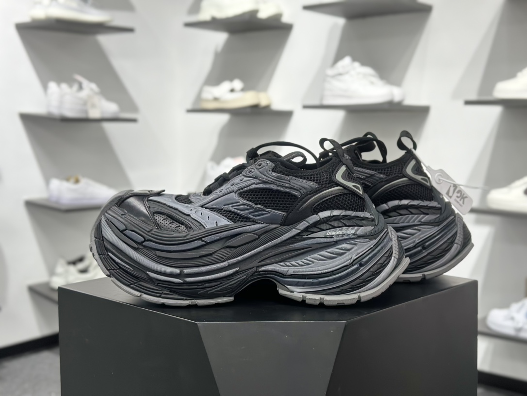 420 Balenciaga巴黎世家 Platform 厚底系带 老爹鞋 17代黑白红 灰红 821137 WPLTF 1011-Chinese UA Cheap High Quatity Brand Clothes Bags handbags Sneakers wholesale wholesaler seller from China Factory suppliers Fashion Clothing Shoes best Quality Beautiful Price 420 Balenciaga巴黎世家 Platform 厚底系带 老爹鞋 17代黑白红 灰红 821137 WPLTF 1011