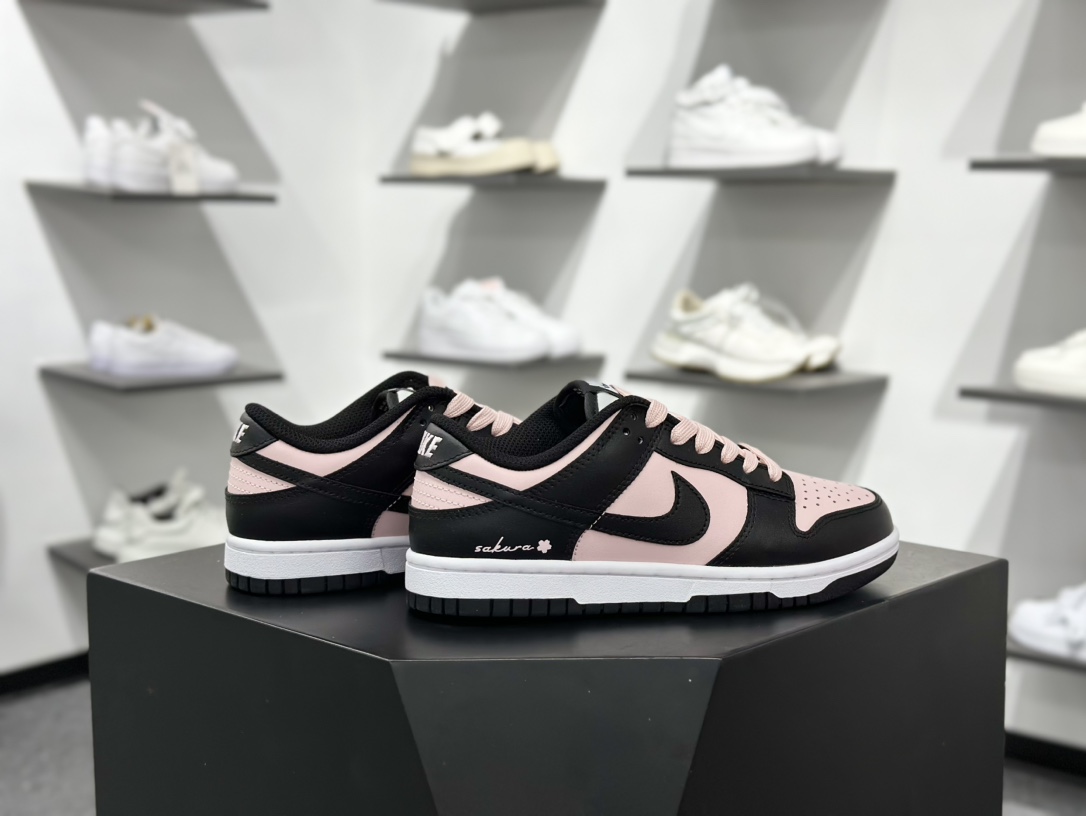 240 Nike SB Dunk Low 黑粉色 低帮休闲板鞋 CW1590-100-Chinese UA Cheap High Quatity Brand Clothes Bags handbags Sneakers wholesale wholesaler seller from China Factory suppliers Fashion Clothing Shoes best Quality Beautiful Price 240 Nike SB Dunk Low 黑粉色 低帮休闲板鞋 CW1590-100