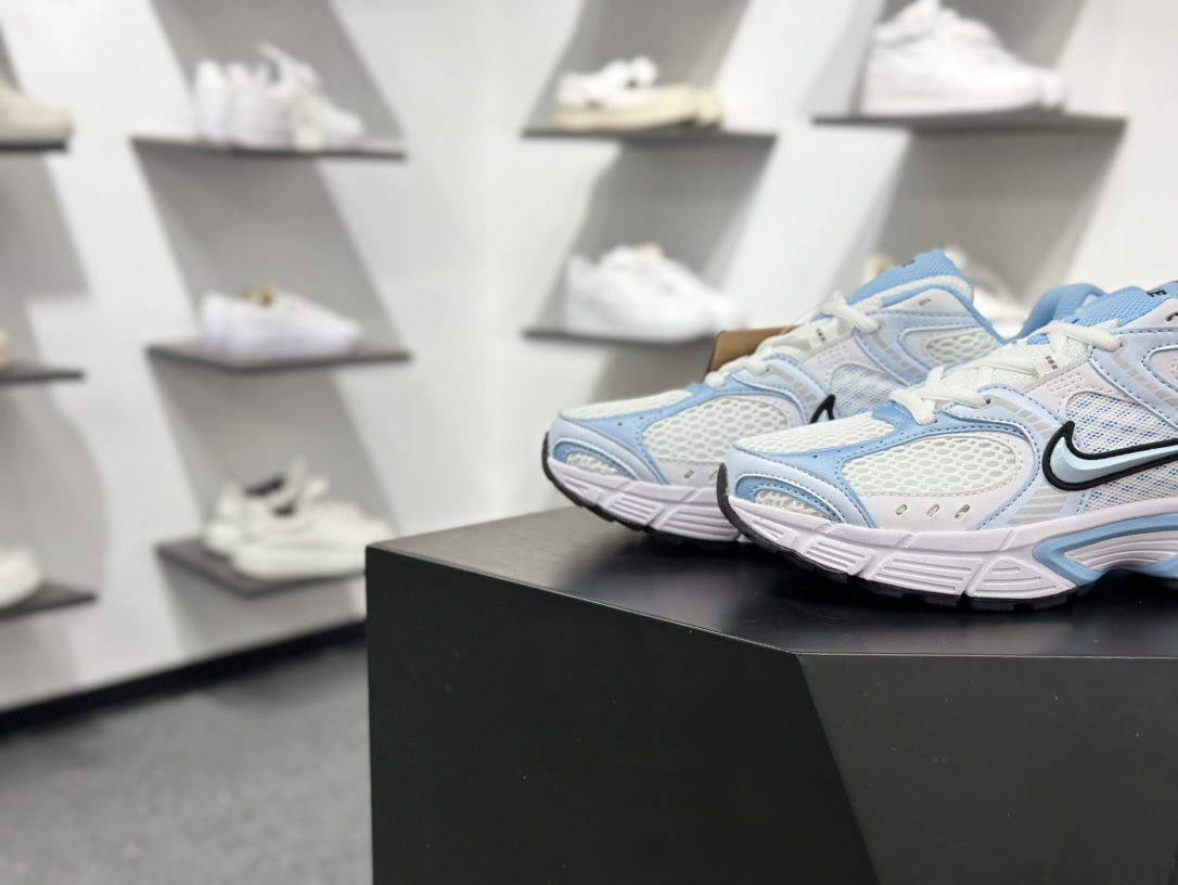 160 NK V5 RNR 舒适百搭防滑耐磨低帮跑步鞋 舒适有型适合日常穿着 IF2330-001-Chinese UA Cheap High Quatity Brand Clothes Bags handbags Sneakers wholesale wholesaler seller from China Factory suppliers Fashion Clothing Shoes best Quality Beautiful Price 160 NK V5 RNR 舒适百搭防滑耐磨低帮跑步鞋 舒适有型适合日常穿着 IF2330-001