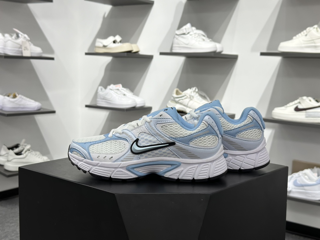 160 NK V5 RNR 舒适百搭防滑耐磨低帮跑步鞋 舒适有型适合日常穿着 IF2330-001-Chinese UA Cheap High Quatity Brand Clothes Bags handbags Sneakers wholesale wholesaler seller from China Factory suppliers Fashion Clothing Shoes best Quality Beautiful Price 160 NK V5 RNR 舒适百搭防滑耐磨低帮跑步鞋 舒适有型适合日常穿着 IF2330-001