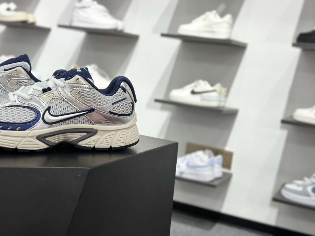 160 NK V5 RNR 舒适百搭防滑耐磨低帮跑步鞋 舒适有型适合日常穿着 HJ5228-539