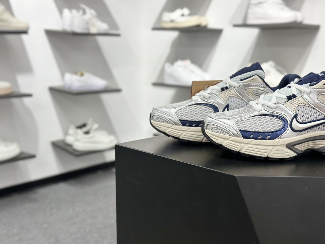 160 NK V5 RNR 舒适百搭防滑耐磨低帮跑步鞋 舒适有型适合日常穿着 HJ5228-539