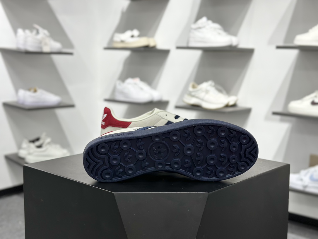 220 Adidas三叶草SAMBA OG x Louis Vuitton 白蓝 休闲板鞋 SC9207-725-Chinese  UA Cheap High Quatity Brand  Clothes Bags handbags Sneakers wholesale wholesaler seller from China Factory suppliers Fashion Clothing  Shoes best Quality Beautiful Price  220 Adidas三叶草SAMBA OG x Louis Vuitton 白蓝 休闲板鞋 SC9207-725