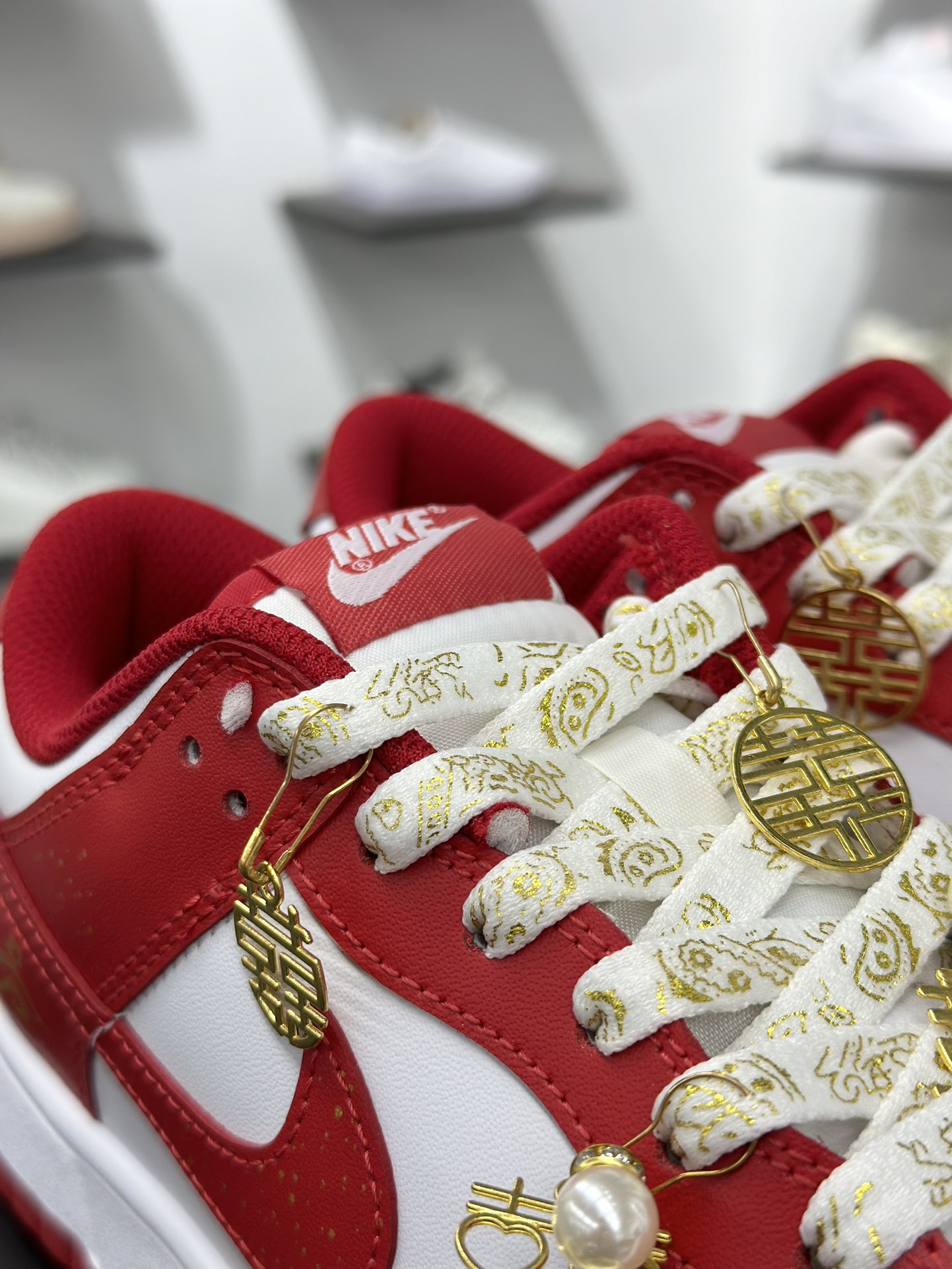 280 Nike SB Dunk Low 囍庆婚礼 FB9109-119-Chinese UA Cheap High Quatity Brand Clothes Bags handbags Sneakers wholesale wholesaler seller from China Factory suppliers Fashion Clothing Shoes best Quality Beautiful Price 280 Nike SB Dunk Low 囍庆婚礼 FB9109-119