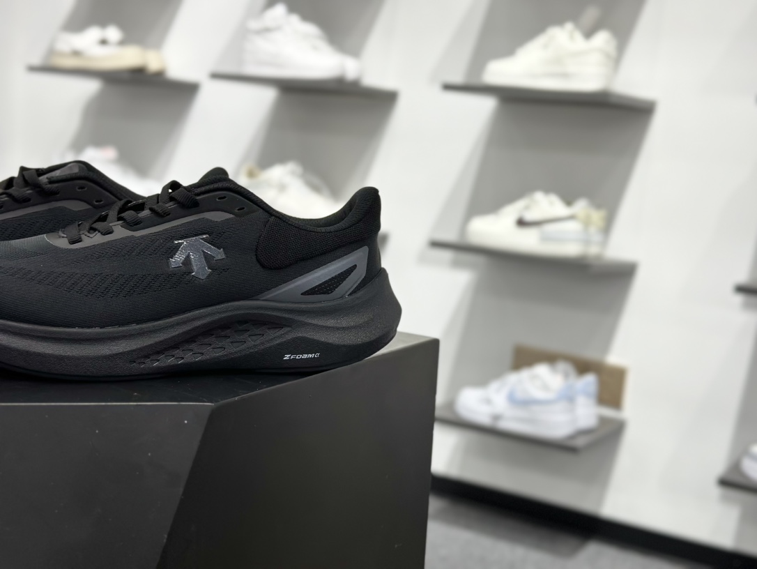 200 裸鞋圈最强 迪桑特DESCENTE 黑色 SQ113RRN14-BLK0-Chinese UA Cheap High Quatity Brand Clothes Bags handbags Sneakers wholesale wholesaler seller from China Factory suppliers Fashion Clothing Shoes best Quality Beautiful Price 200 裸鞋圈最强 迪桑特DESCENTE 黑色 SQ113RRN14-BLK0