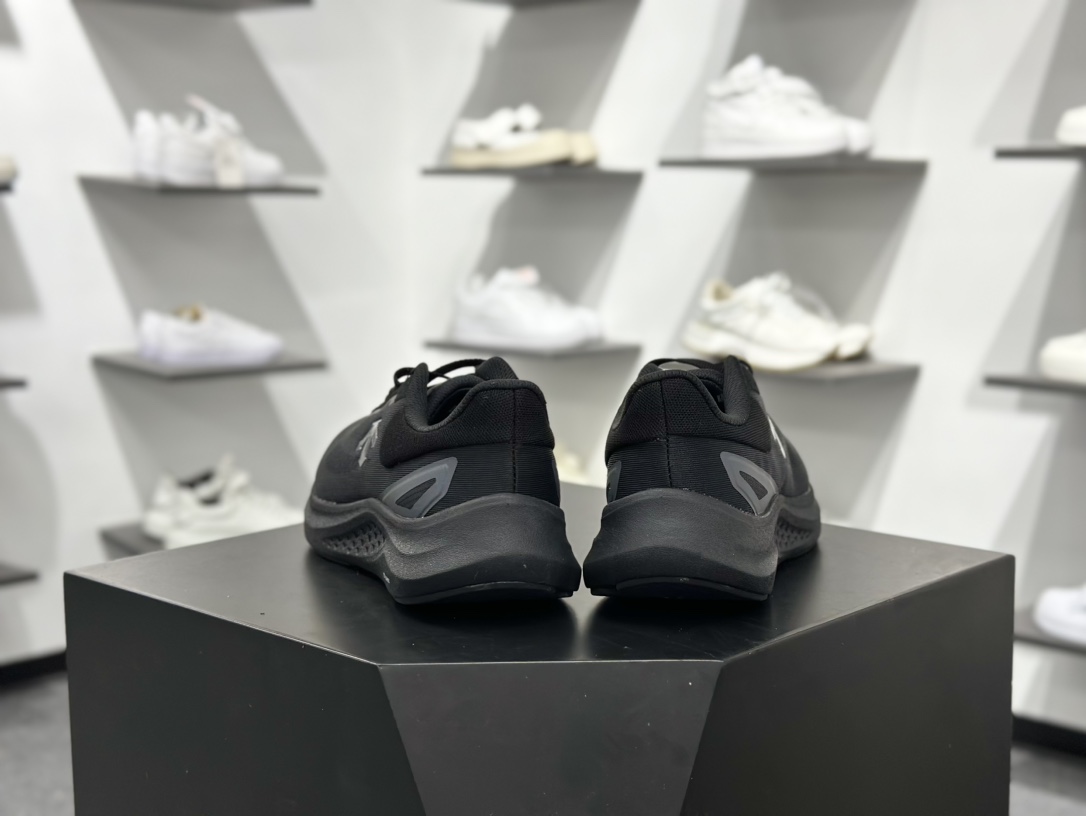 200 裸鞋圈最强 迪桑特DESCENTE 黑色 SQ113RRN14-BLK0-Chinese UA Cheap High Quatity Brand Clothes Bags handbags Sneakers wholesale wholesaler seller from China Factory suppliers Fashion Clothing Shoes best Quality Beautiful Price 200 裸鞋圈最强 迪桑特DESCENTE 黑色 SQ113RRN14-BLK0