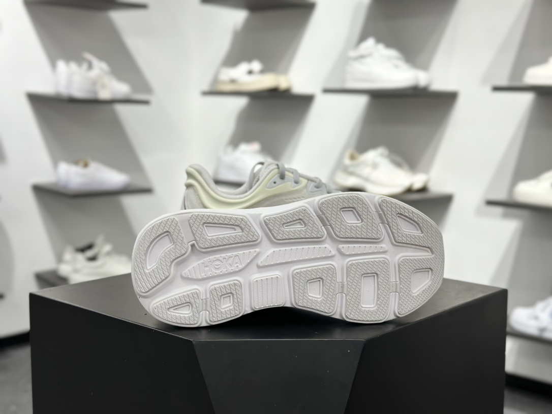 200 HOKA ONE ONE Bondi 9 低帮专业越野跑步鞋 1162012-Chinese UA Cheap High Quatity Brand Clothes Bags handbags Sneakers wholesale wholesaler seller from China Factory suppliers Fashion Clothing Shoes best Quality Beautiful Price 200 HOKA ONE ONE Bondi 9 低帮专业越野跑步鞋 1162012