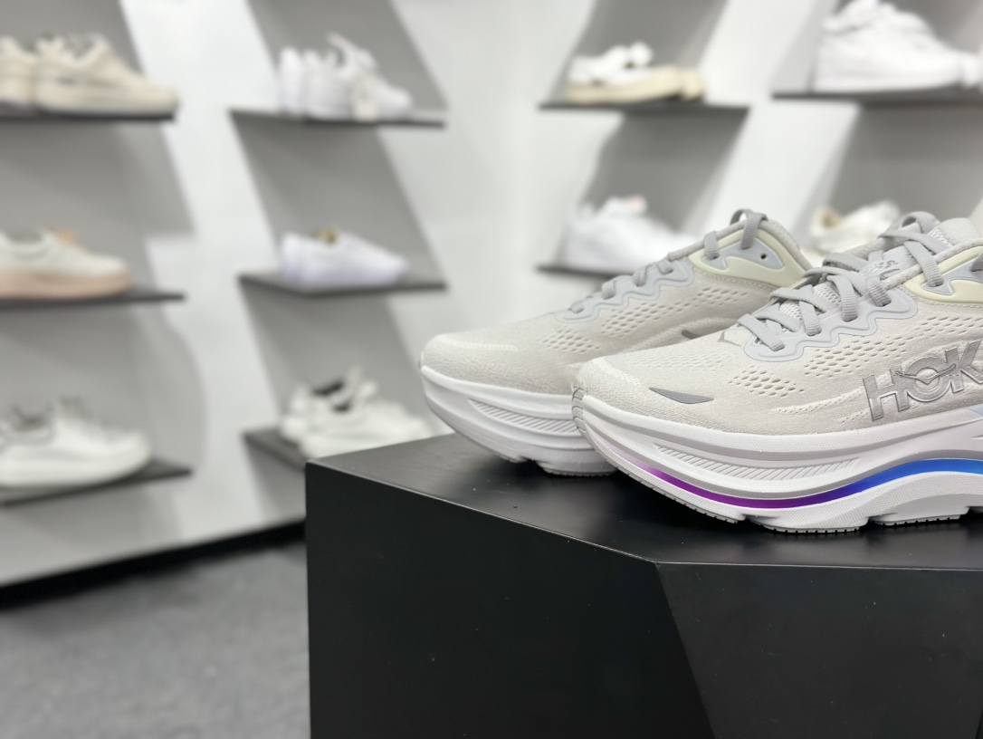 200 HOKA ONE ONE Bondi 9 低帮专业越野跑步鞋 1162012-Chinese UA Cheap High Quatity Brand Clothes Bags handbags Sneakers wholesale wholesaler seller from China Factory suppliers Fashion Clothing Shoes best Quality Beautiful Price 200 HOKA ONE ONE Bondi 9 低帮专业越野跑步鞋 1162012