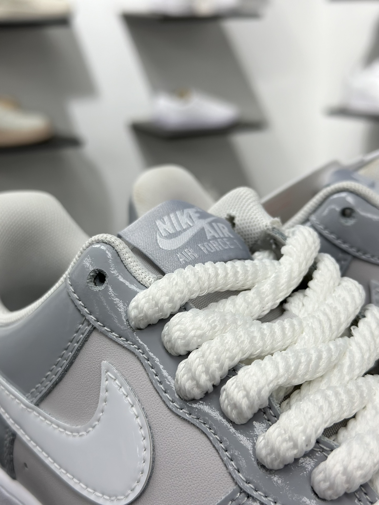 200 Nike Air Force 1 Low 灰白漆皮 HV9405-001-Chinese UA Cheap High Quatity Brand Clothes Bags handbags Sneakers wholesale wholesaler seller from China Factory suppliers Fashion Clothing Shoes best Quality Beautiful Price 200 Nike Air Force 1 Low 灰白漆皮 HV9405-001