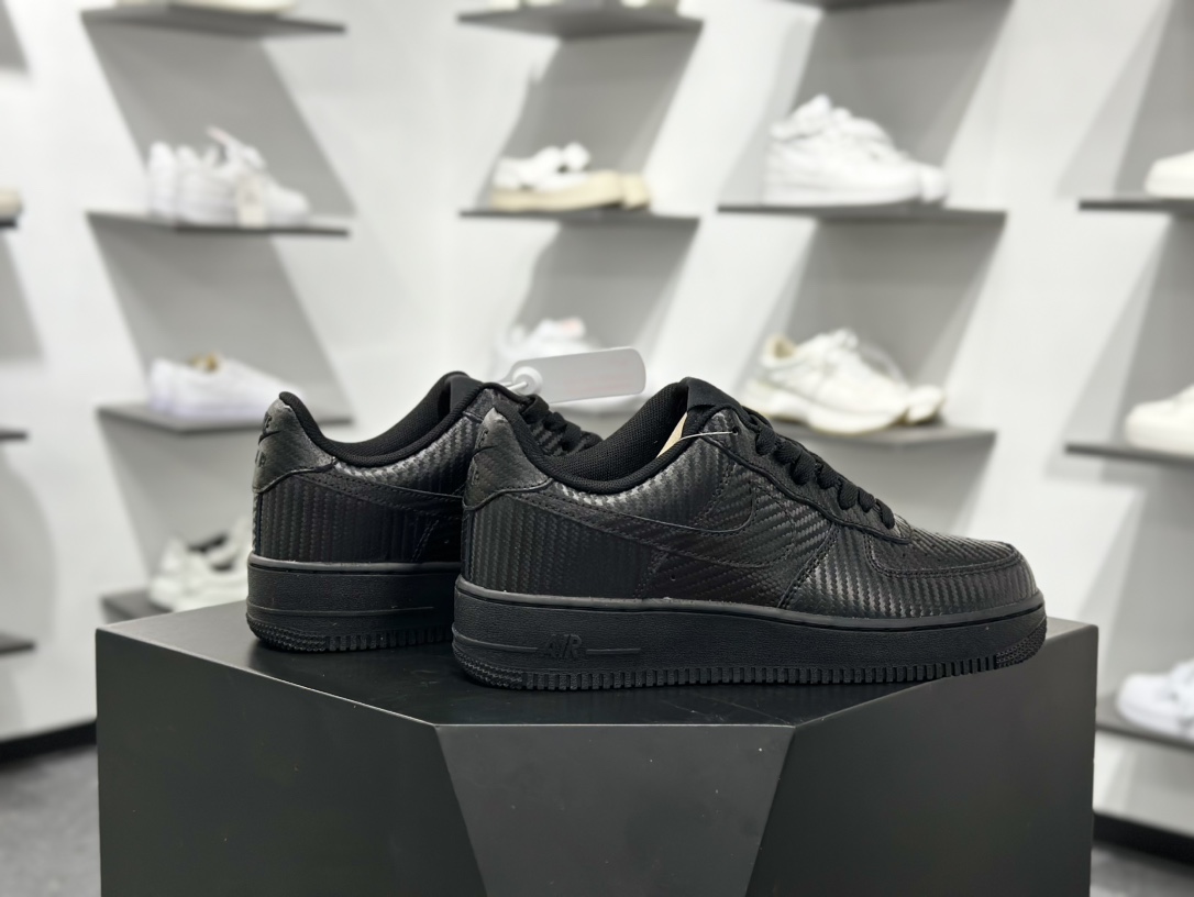 200 Nike Air Force 1 Low 07 纯黑碳纤维纹 HF2886-001-Chinese UA Cheap High Quatity Brand Clothes Bags handbags Sneakers wholesale wholesaler seller from China Factory suppliers Fashion Clothing Shoes best Quality Beautiful Price 200 Nike Air Force 1 Low 07 纯黑碳纤维纹 HF2886-001