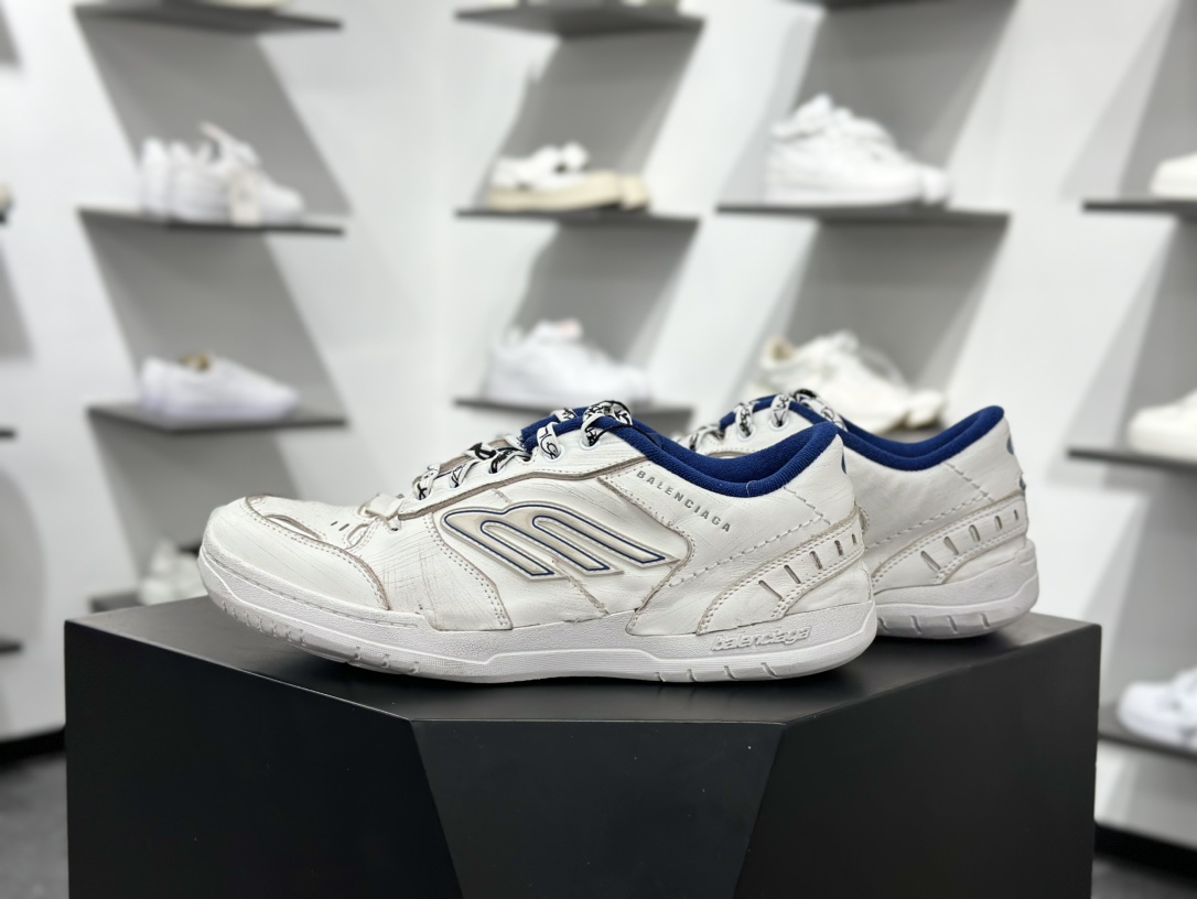 420 Balenciaga Hamptons Worn-Out 巴黎世家十八18代 牛皮革 圆头系带 低帮 生活休闲鞋板鞋 841765 WCURB 9414