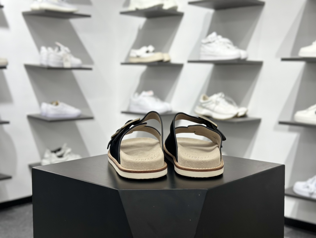 260 顶奢老钱品牌 Brunello Cucinelli 布鲁内洛.库奇内利 BC 绒面革 露趾防滑双杠可调节拖鞋-Chinese UA Cheap High Quatity Brand Clothes Bags handbags Sneakers wholesale wholesaler seller from China Factory suppliers Fashion Clothing Shoes best Quality Beautiful Price 260 顶奢老钱品牌 Brunello Cucinelli 布鲁内洛.库奇内利 BC 绒面革 露趾防滑双杠可调节拖鞋