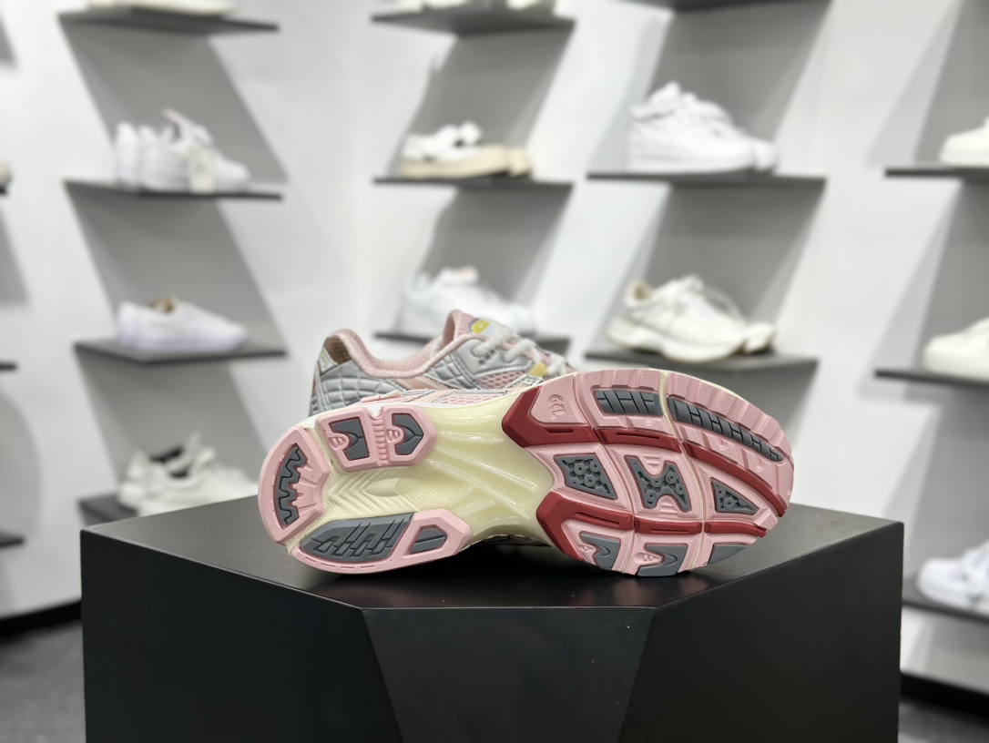 220 Senna x Asics Gel-Kayano 14 粉色 联名亚瑟士14代 纳米纤维气垫百搭休闲运动慢跑鞋 1203A865-702-Chinese UA Cheap High Quatity Brand Clothes Bags handbags Sneakers wholesale wholesaler seller from China Factory suppliers Fashion Clothing Shoes best Quality Beautiful Price 220 Senna x Asics Gel-Kayano 14 粉色 联名亚瑟士14代 纳米纤维气垫百搭休闲运动慢跑鞋 1203A865-702