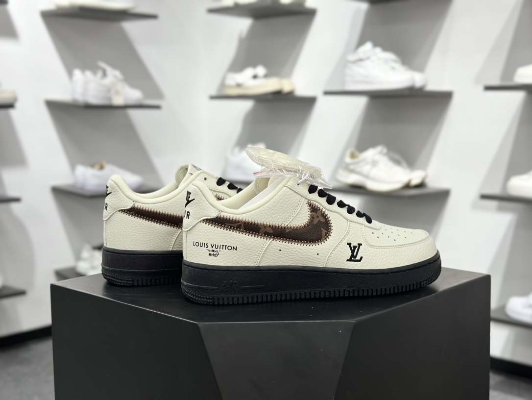 260 Nike Air Force 1 Low LV联名 SC0601-559