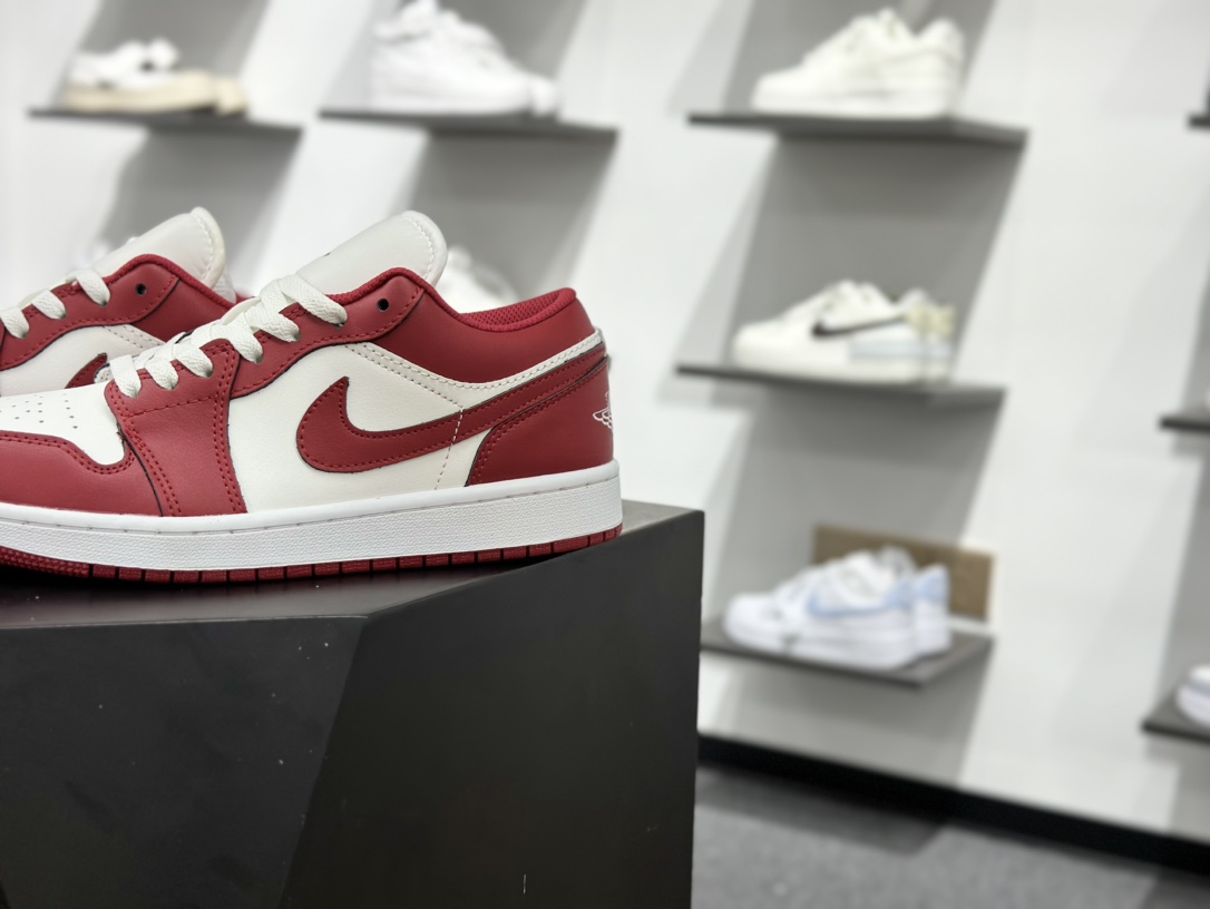 200 Air Jordan 1 Low AJ1 白红 低帮复古文化篮球鞋 553558-166-Chinese UA Cheap High Quatity Brand Clothes Bags handbags Sneakers wholesale wholesaler seller from China Factory suppliers Fashion Clothing Shoes best Quality Beautiful Price 200 Air Jordan 1 Low AJ1 白红 低帮复古文化篮球鞋 553558-166