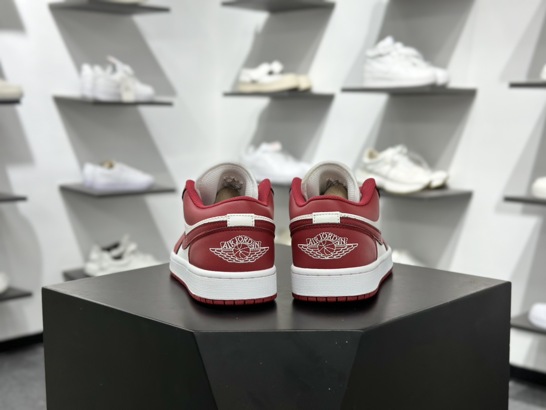 200 Air Jordan 1 Low AJ1 白红 低帮复古文化篮球鞋 553558-166-Chinese UA Cheap High Quatity Brand Clothes Bags handbags Sneakers wholesale wholesaler seller from China Factory suppliers Fashion Clothing Shoes best Quality Beautiful Price 200 Air Jordan 1 Low AJ1 白红 低帮复古文化篮球鞋 553558-166