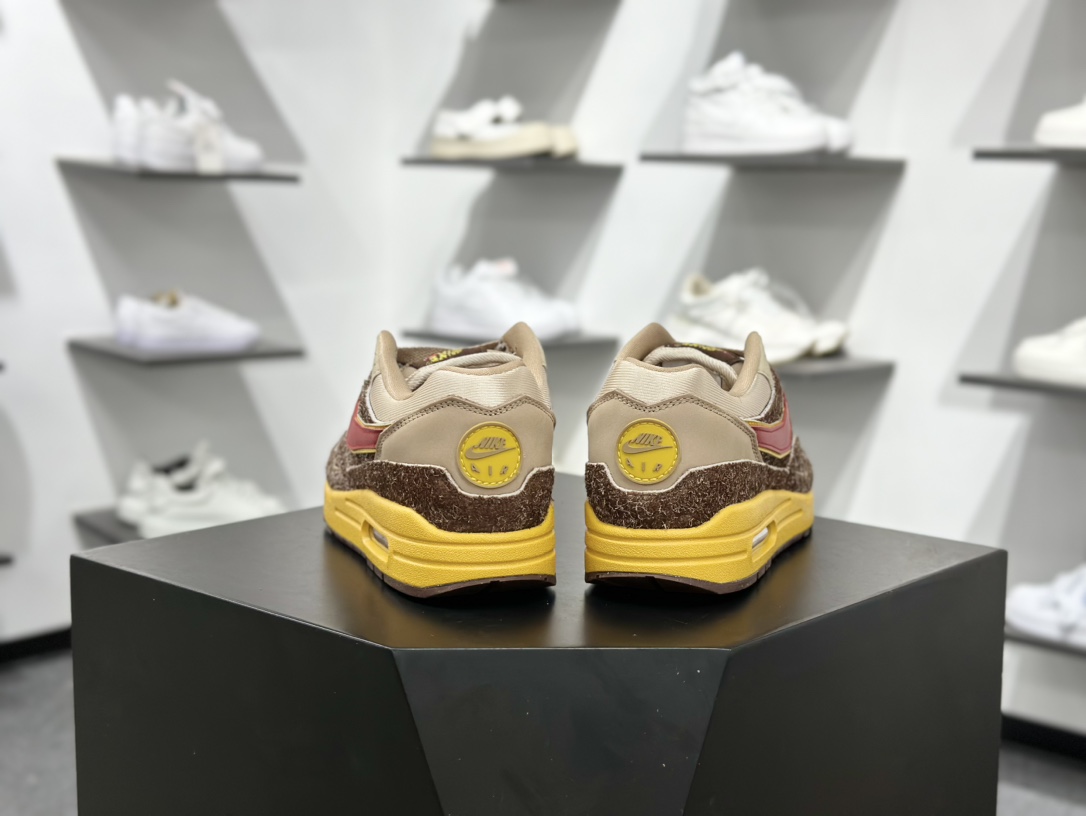 400 Nike Air Max 1 ”Big Head Origins” 大金刚 复古休闲跑鞋 HV5776-200-Chinese UA Cheap High Quatity Brand Clothes Bags handbags Sneakers wholesale wholesaler seller from China Factory suppliers Fashion Clothing Shoes best Quality Beautiful Price 400 Nike Air Max 1 ”Big Head Origins” 大金刚 复古休闲跑鞋 HV5776-200