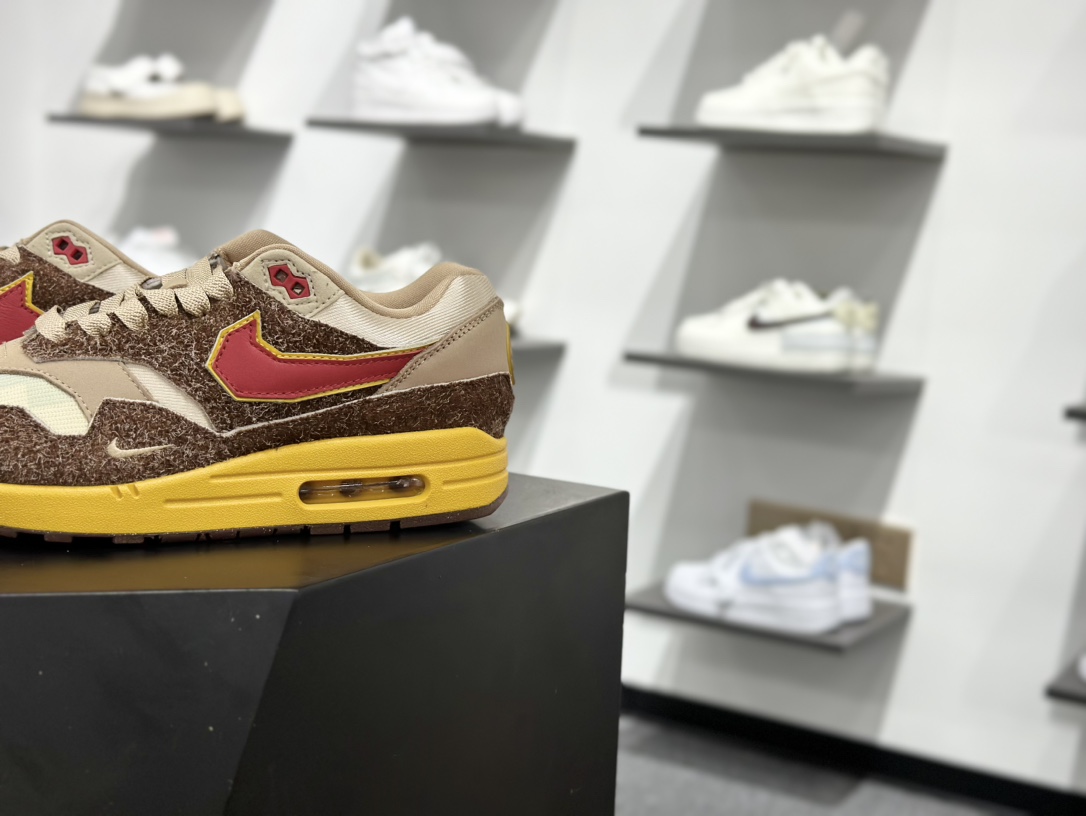 400 Nike Air Max 1 ”Big Head Origins” 大金刚 复古休闲跑鞋 HV5776-200-Chinese UA Cheap High Quatity Brand Clothes Bags handbags Sneakers wholesale wholesaler seller from China Factory suppliers Fashion Clothing Shoes best Quality Beautiful Price 400 Nike Air Max 1 ”Big Head Origins” 大金刚 复古休闲跑鞋 HV5776-200