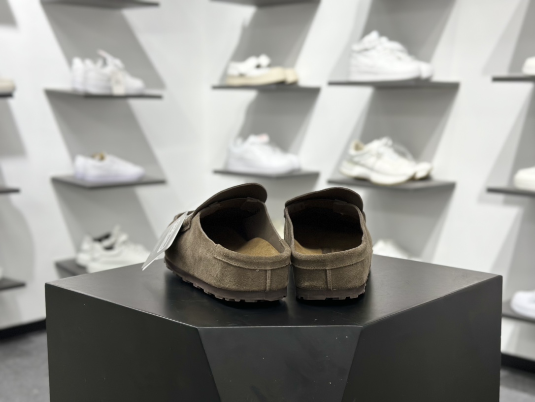 240 勃肯 Birkenstock 优雅老钱风 乐福拖-Chinese UA Cheap High Quatity Brand Clothes Bags handbags Sneakers wholesale wholesaler seller from China Factory suppliers Fashion Clothing Shoes best Quality Beautiful Price 240 勃肯 Birkenstock 优雅老钱风 乐福拖