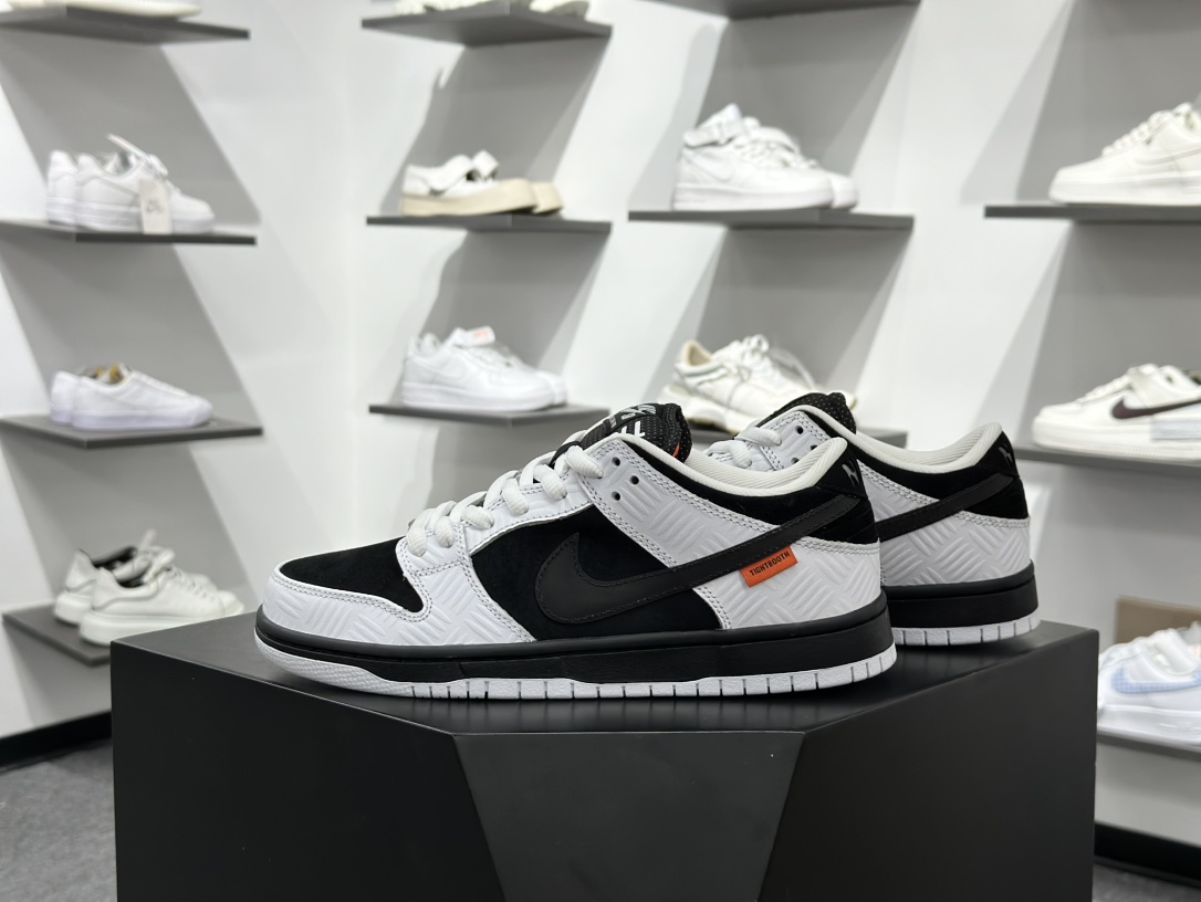 360 纯原 TIGHTBOOTH x NK SB Dunk Low PRO 联名款低帮运动休闲板鞋 FD2629-100