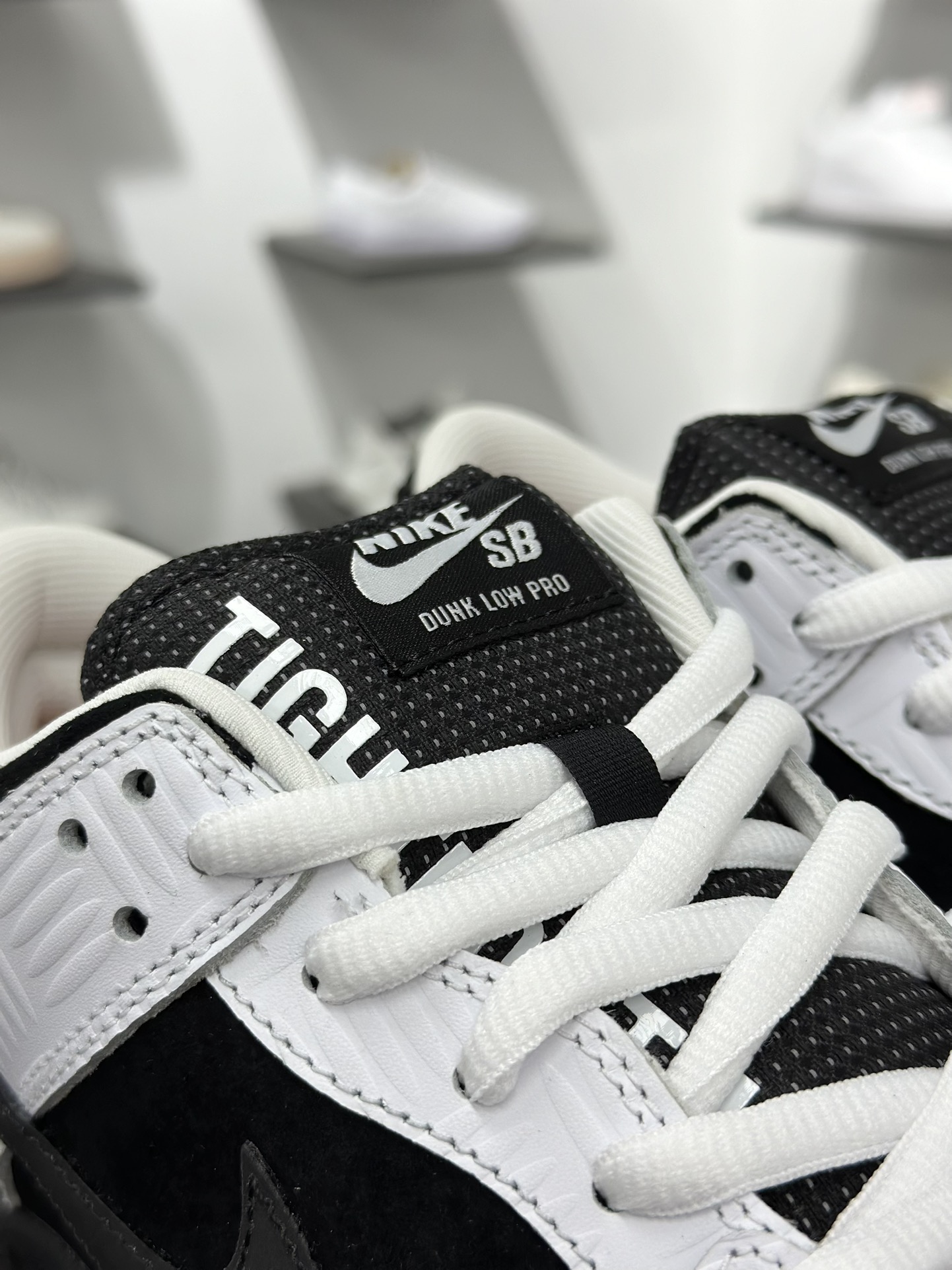 360 纯原 TIGHTBOOTH x NK SB Dunk Low PRO 联名款低帮运动休闲板鞋 FD2629-100