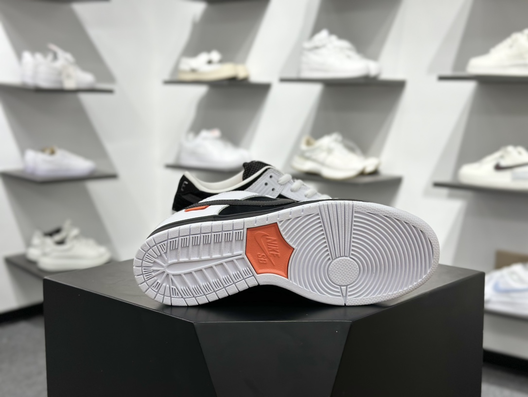 360 纯原 TIGHTBOOTH x NK SB Dunk Low PRO 联名款低帮运动休闲板鞋 FD2629-100