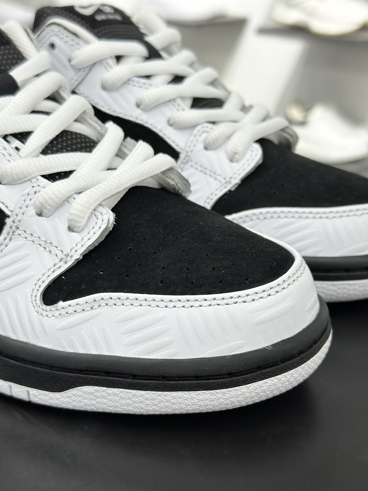 360 纯原 TIGHTBOOTH x NK SB Dunk Low PRO 联名款低帮运动休闲板鞋 FD2629-100