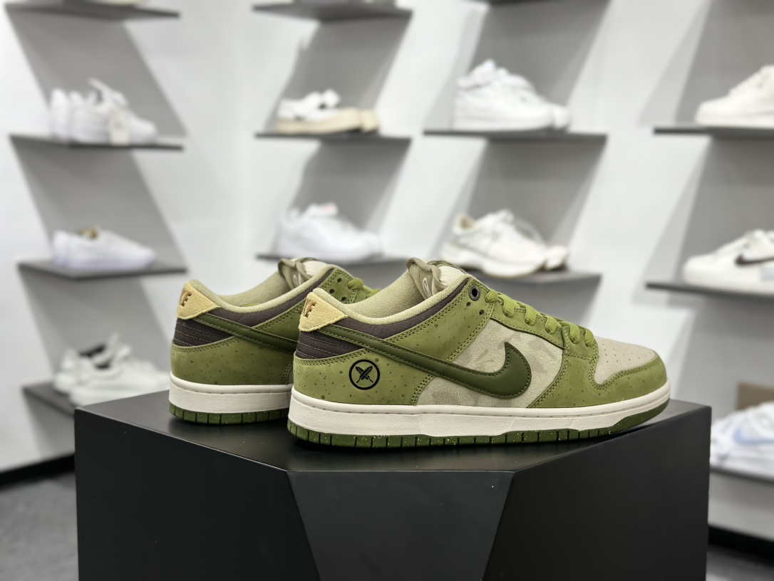 380 纯原 Yuto Horigome x NK SB Dunk Low ' 崛米雄斗' 联名低帮运动休闲板鞋 HF8022-300-Chinese UA Cheap High Quatity Brand Clothes Bags handbags Sneakers wholesale wholesaler seller from China Factory suppliers Fashion Clothing Shoes best Quality Beautiful Price 380 纯原 Yuto Horigome x NK SB Dunk Low ' 崛米雄斗' 联名低帮运动休闲板鞋 HF8022-300