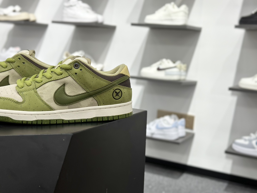 380 纯原 Yuto Horigome x NK SB Dunk Low ' 崛米雄斗' 联名低帮运动休闲板鞋 HF8022-300-Chinese UA Cheap High Quatity Brand Clothes Bags handbags Sneakers wholesale wholesaler seller from China Factory suppliers Fashion Clothing Shoes best Quality Beautiful Price 380 纯原 Yuto Horigome x NK SB Dunk Low ' 崛米雄斗' 联名低帮运动休闲板鞋 HF8022-300